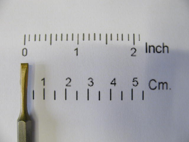 Scalpello widia per marmi e graniti  mm. 3 per martelli pneumatici attacco 12,5 mm.