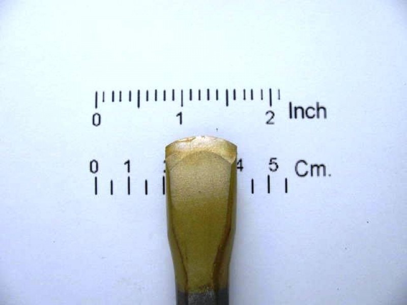 Unghietto widia a mano per marmi e graniti da 18 mm.